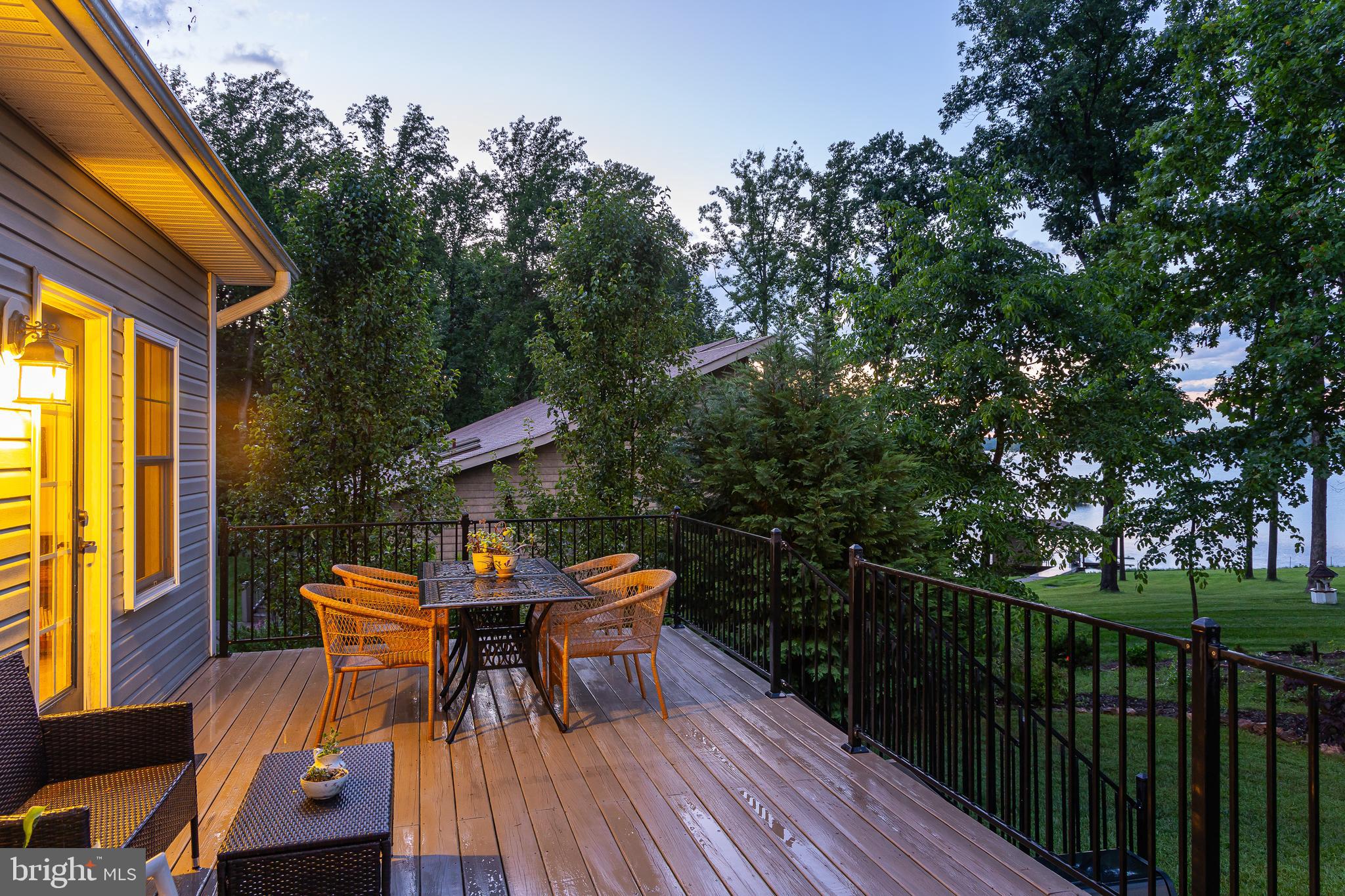 TARA WOODS - Residential