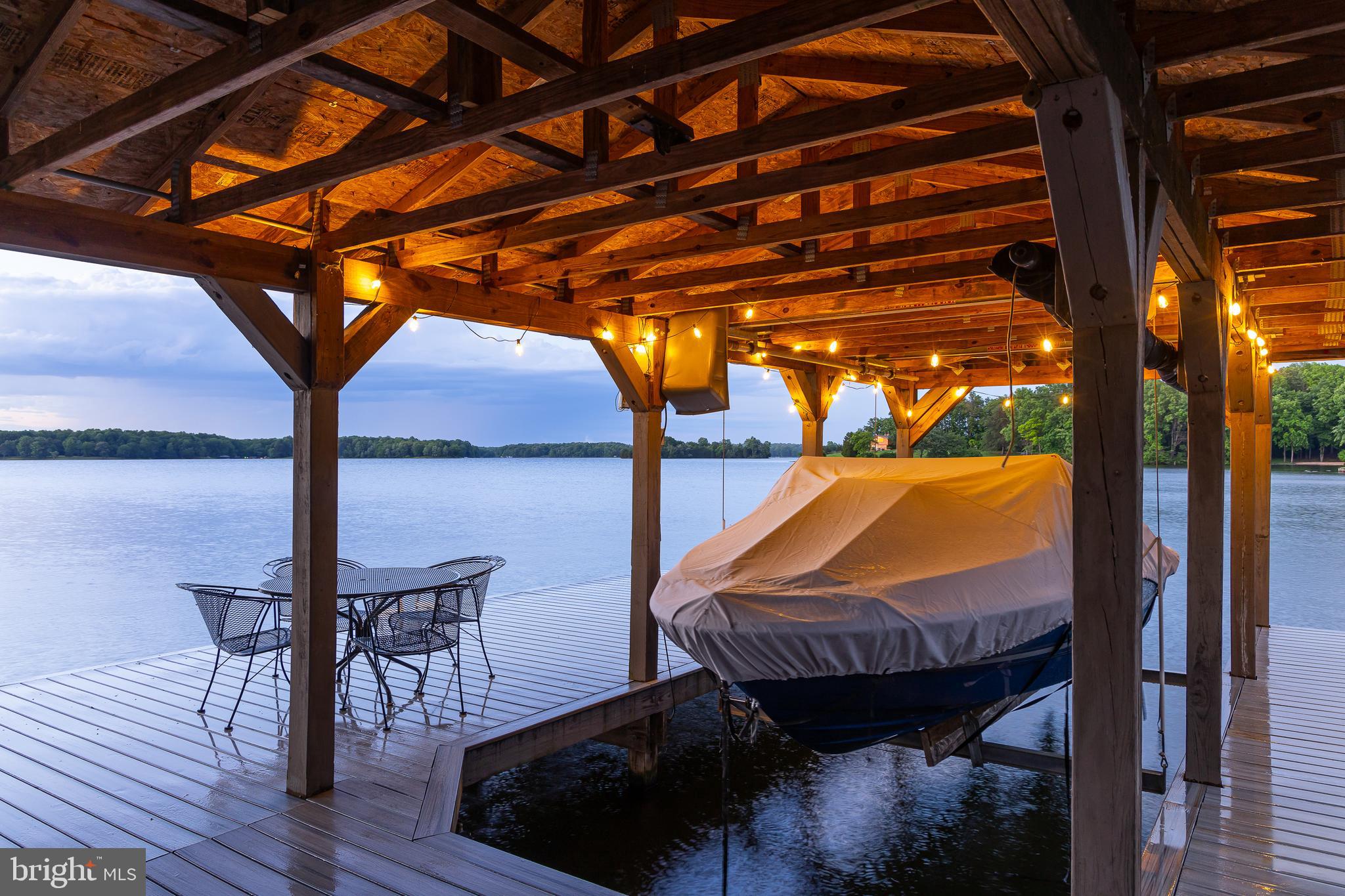 TARA WOODS - Residential