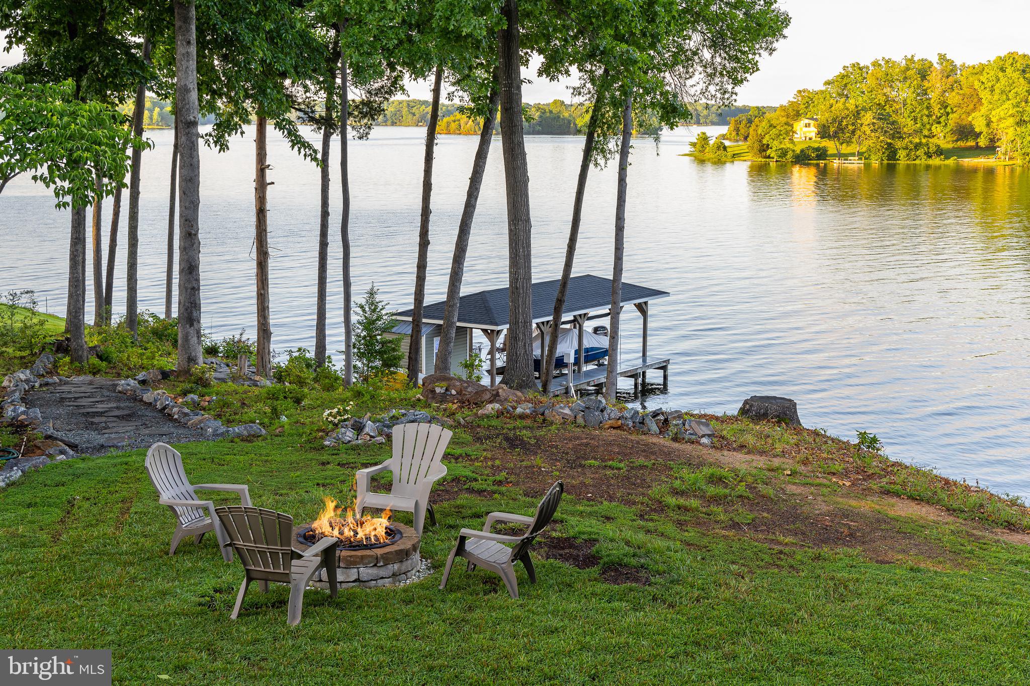 TARA WOODS - Residential