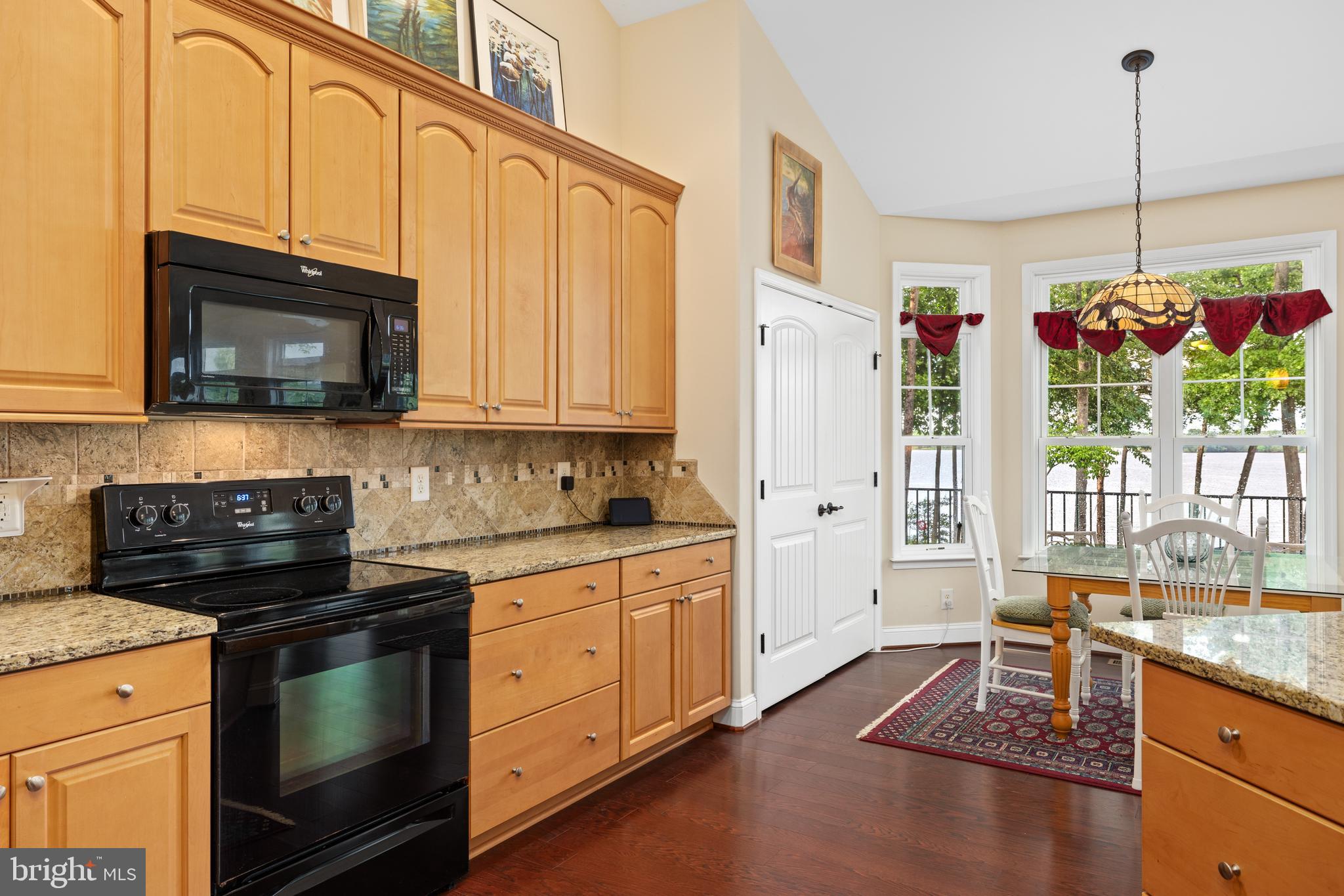 TARA WOODS - Residential