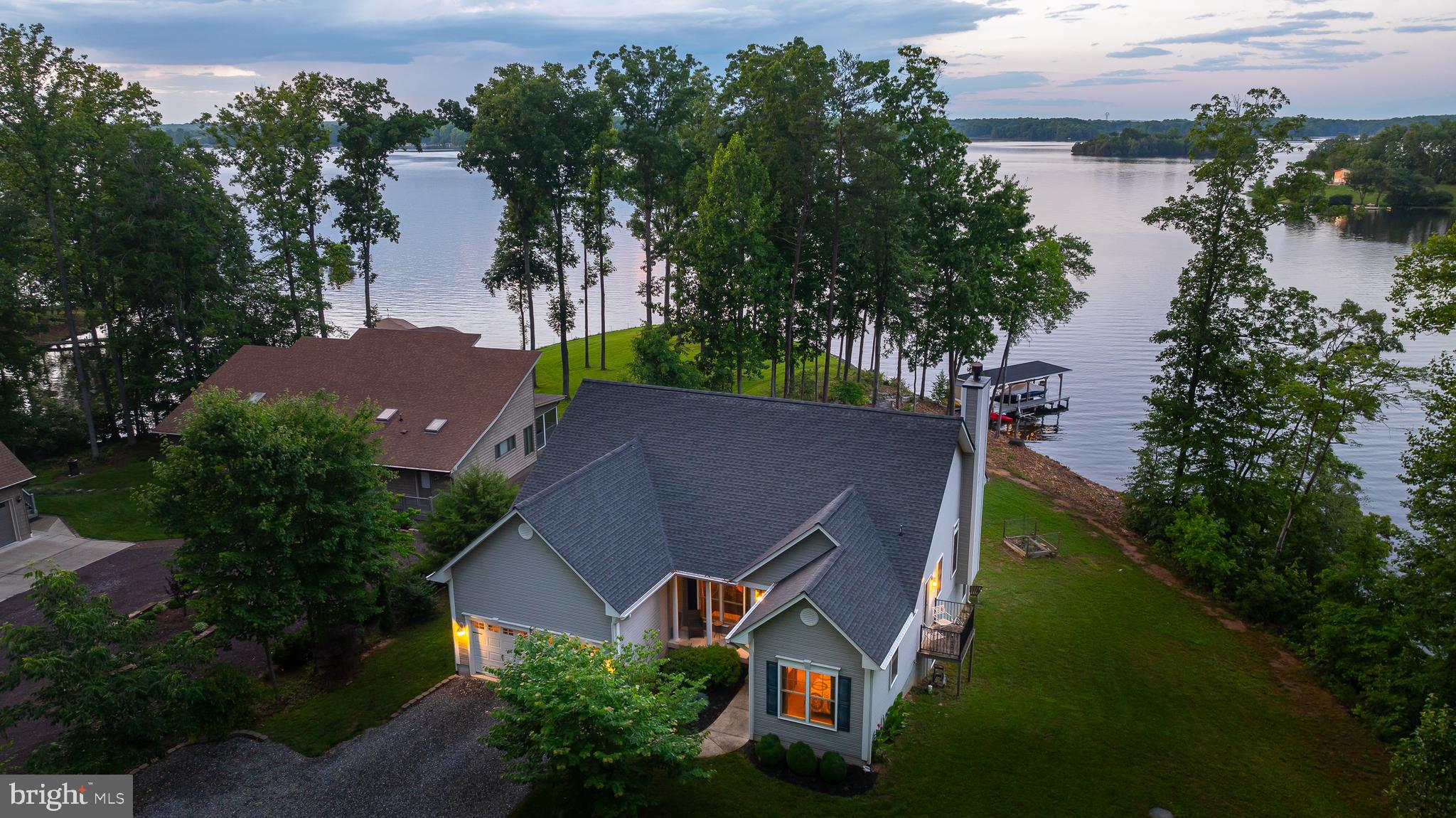 TARA WOODS - Residential