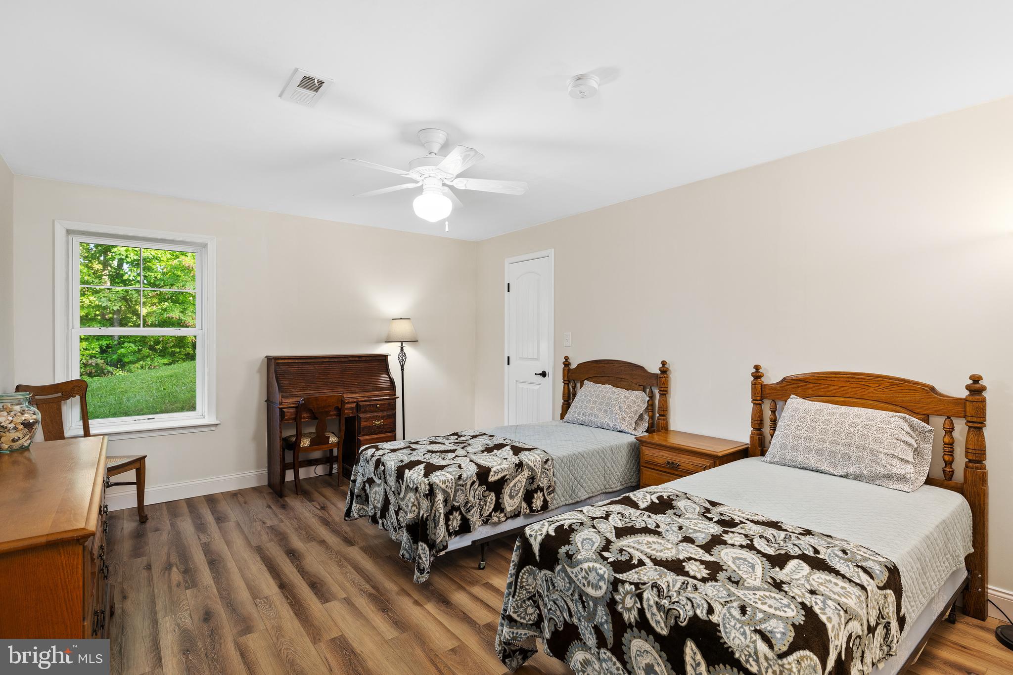 TARA WOODS - Residential