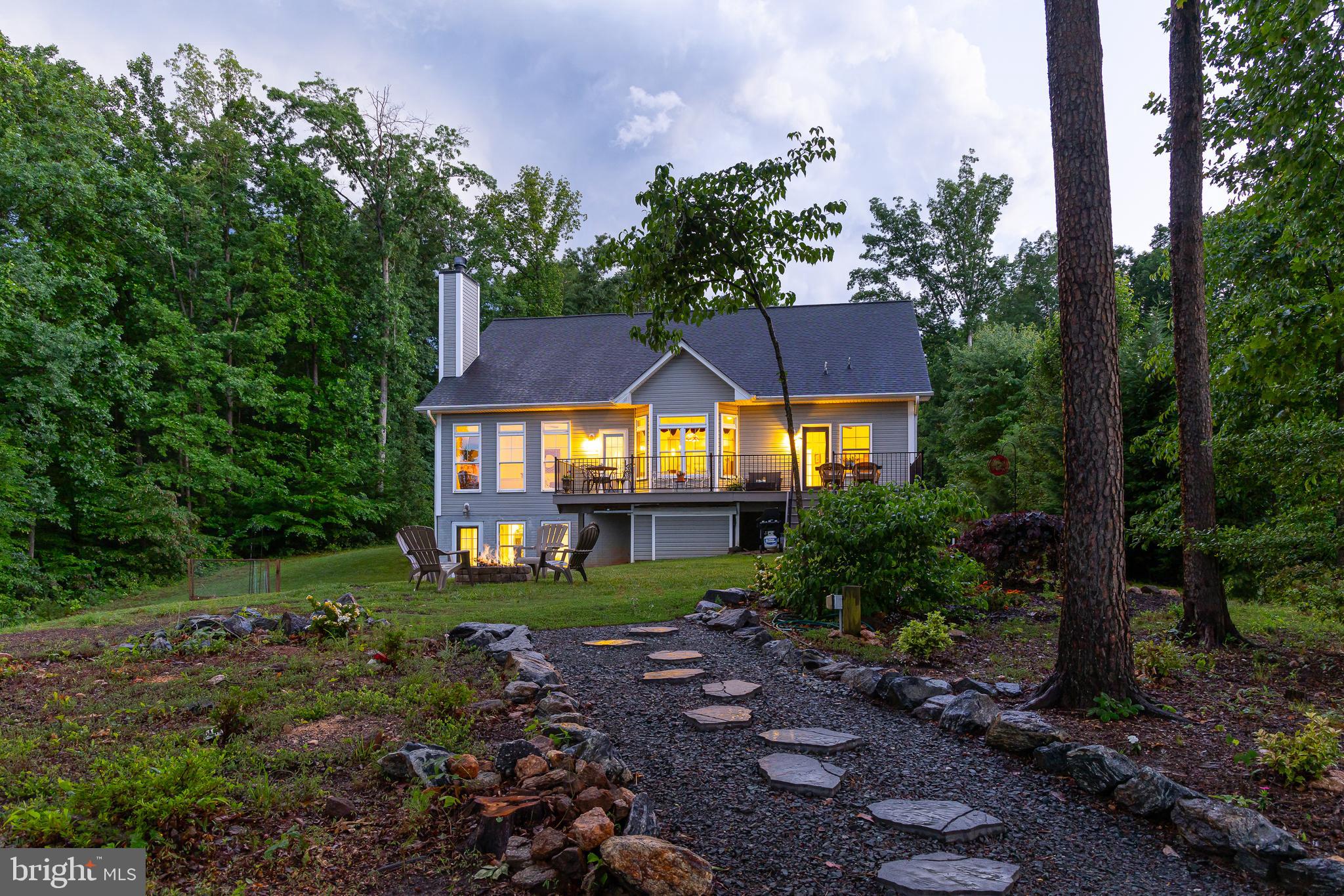 TARA WOODS - Residential