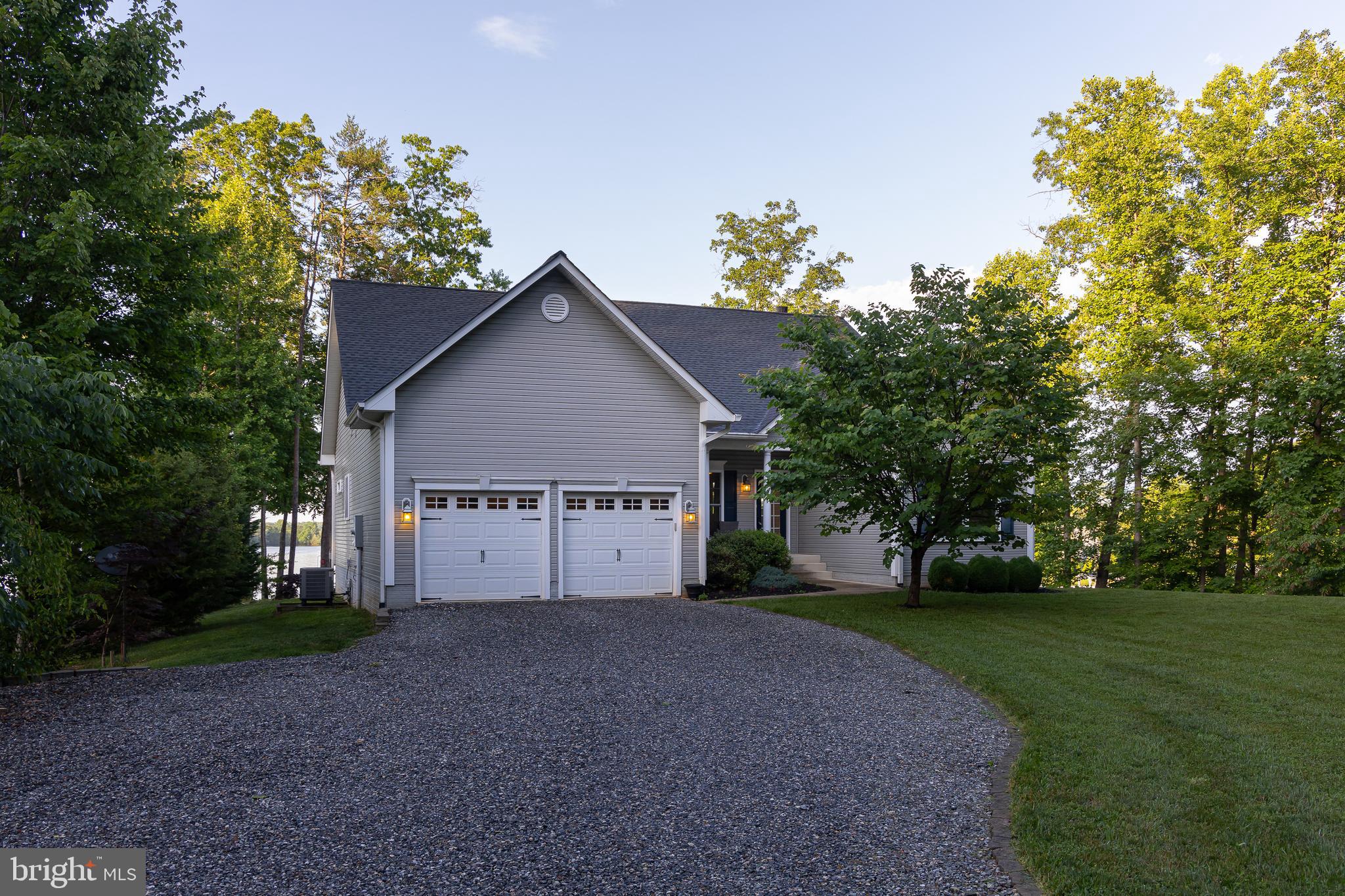 TARA WOODS - Residential