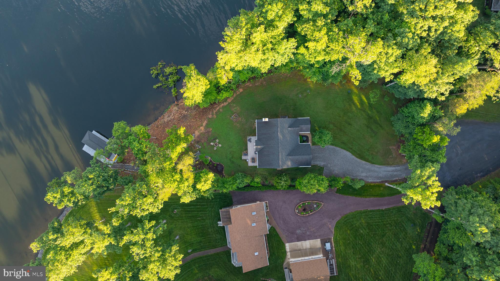 TARA WOODS - Residential