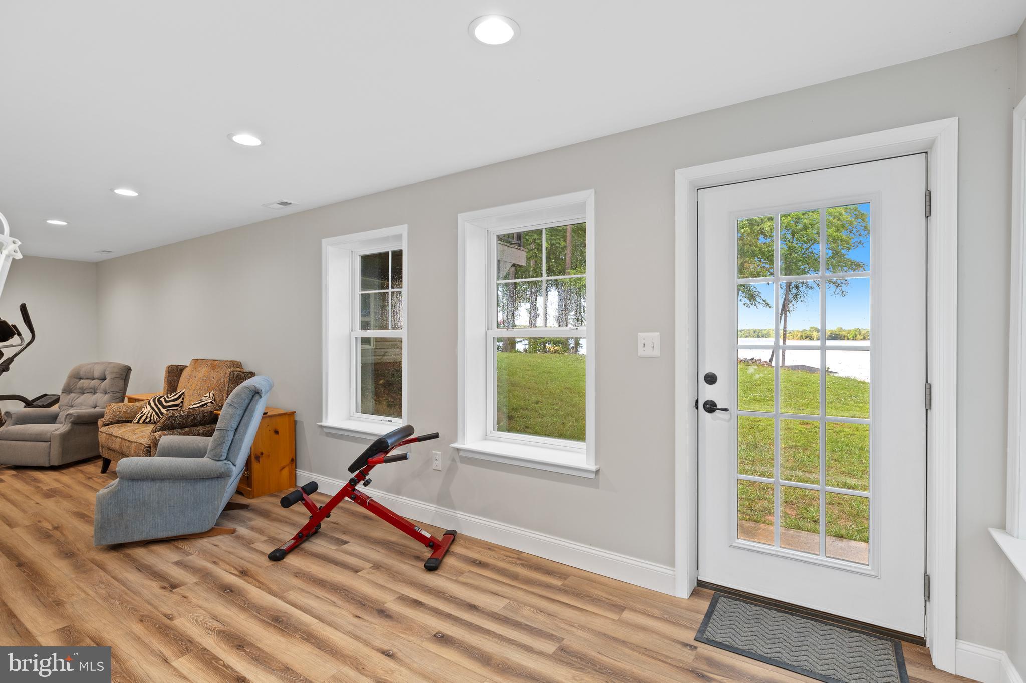 TARA WOODS - Residential