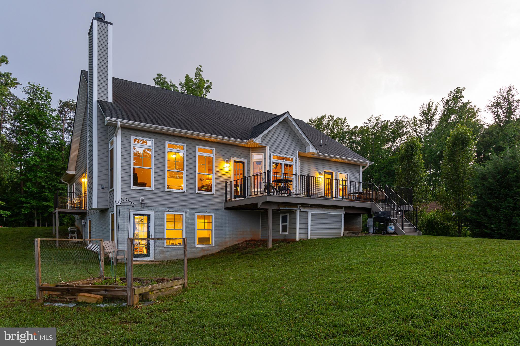 TARA WOODS - Residential