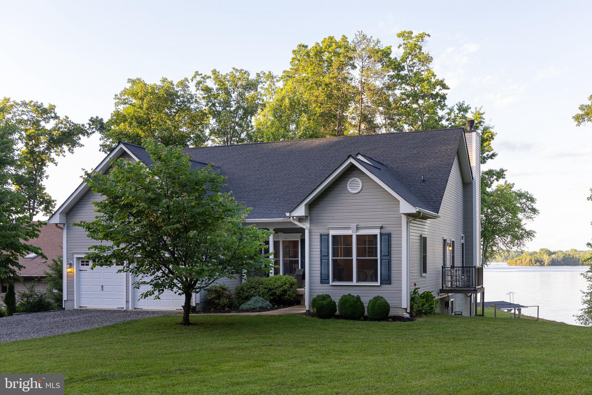 TARA WOODS - Residential