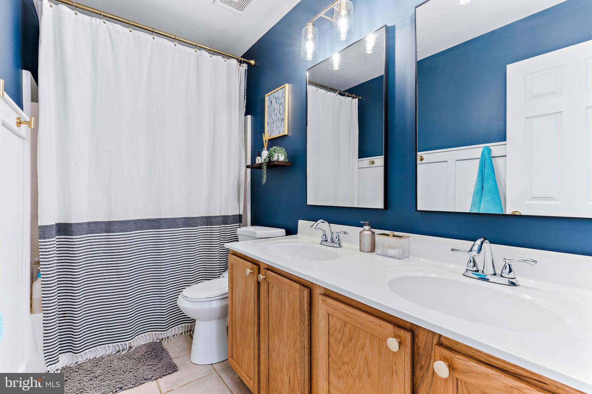 ADMIRAL HEIGHTS - Residential