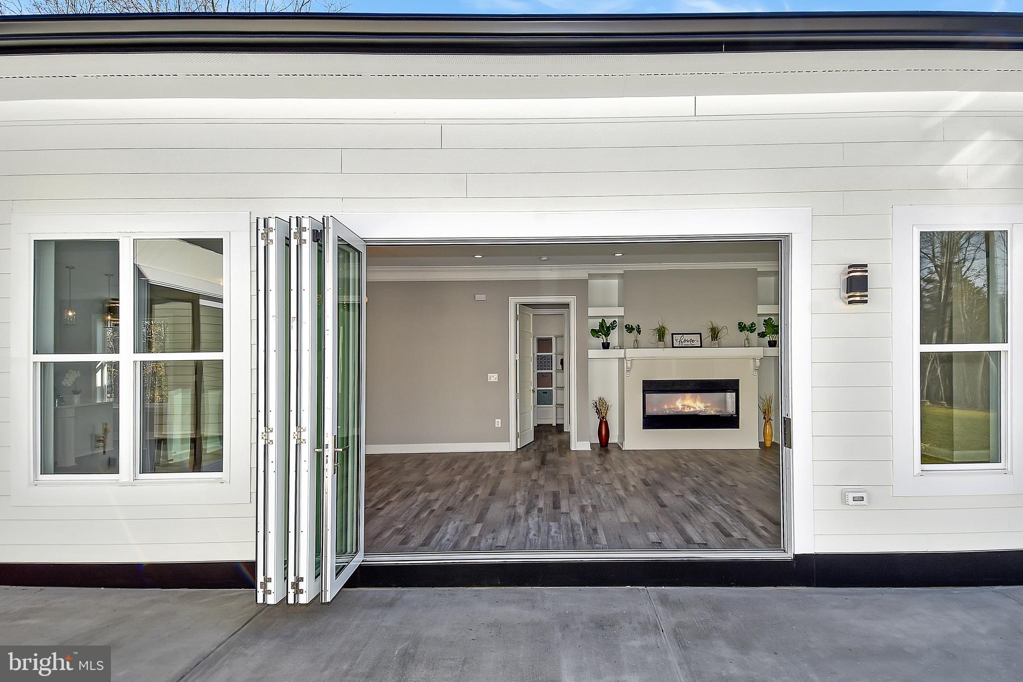 STAFFORD HEIGHTS - Residential