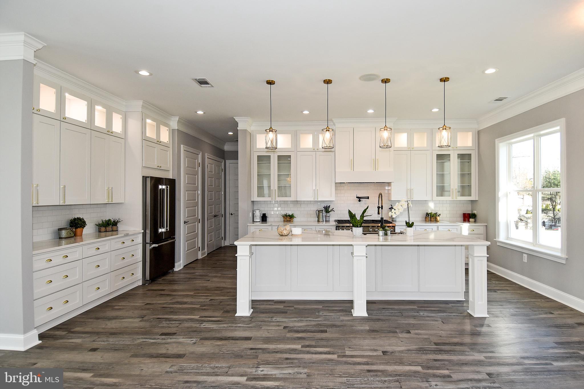 STAFFORD HEIGHTS - Residential