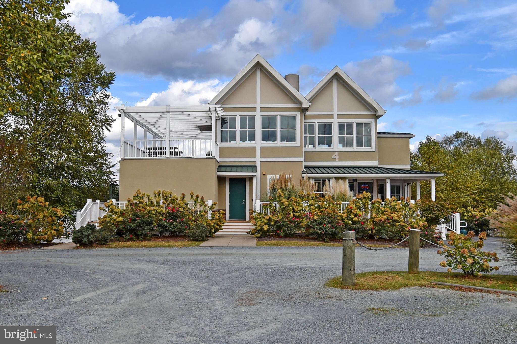 STAFFORD HEIGHTS - Residential