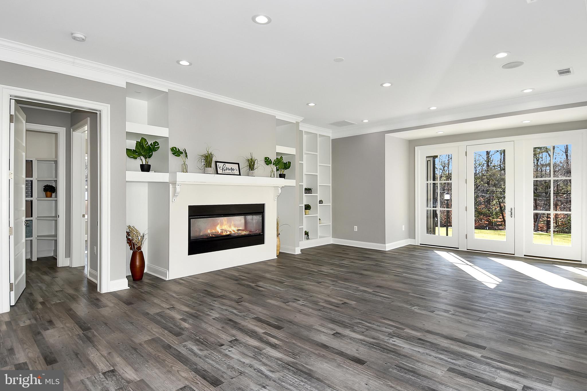 STAFFORD HEIGHTS - Residential