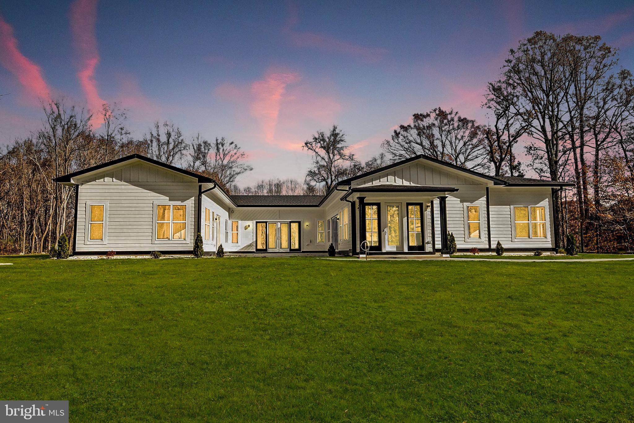 STAFFORD HEIGHTS - Residential