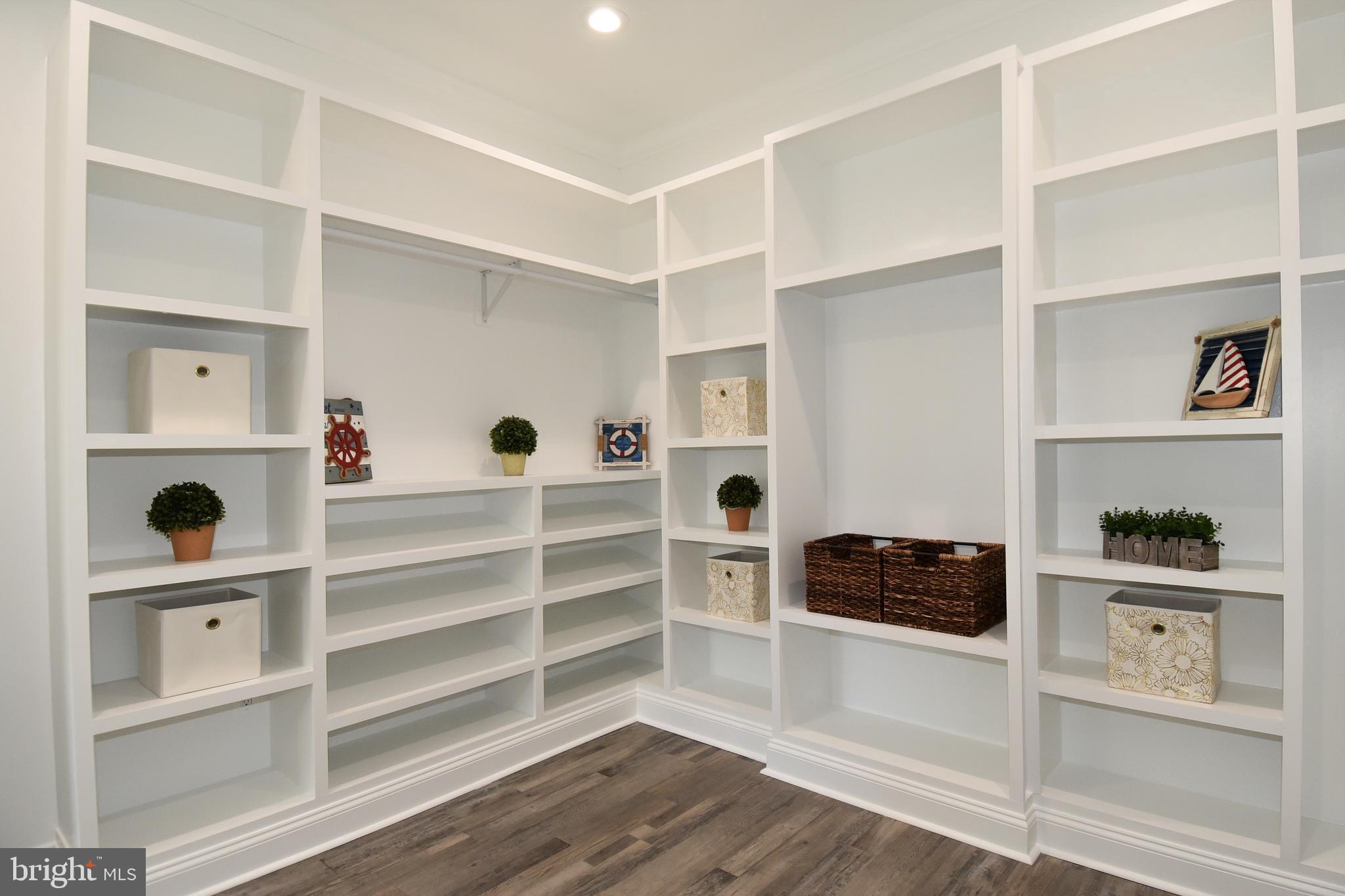 STAFFORD HEIGHTS - Residential