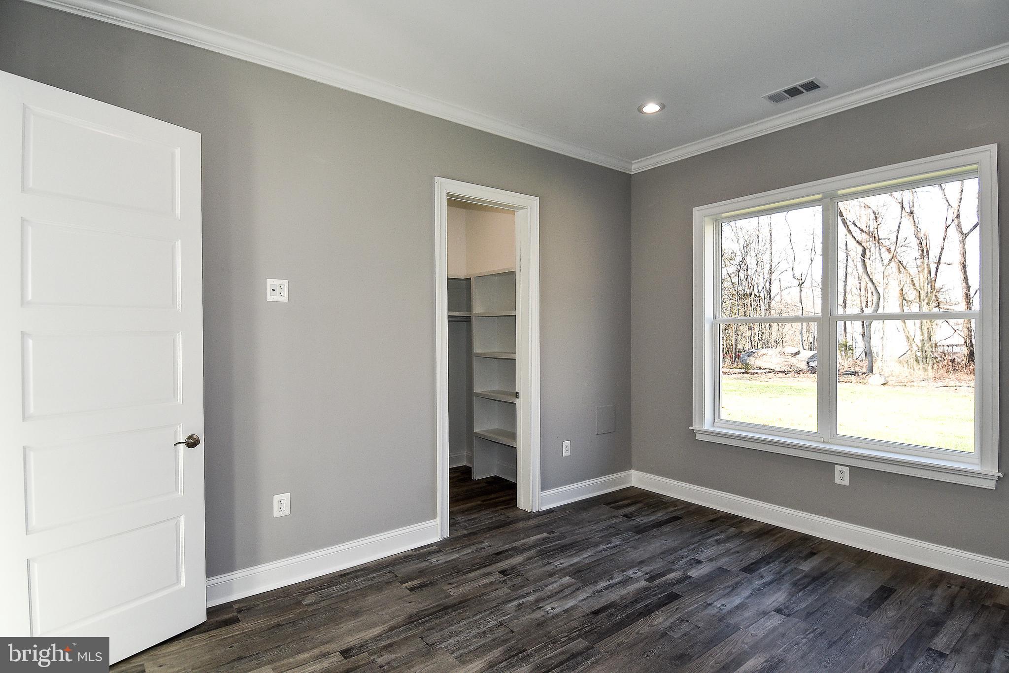 STAFFORD HEIGHTS - Residential