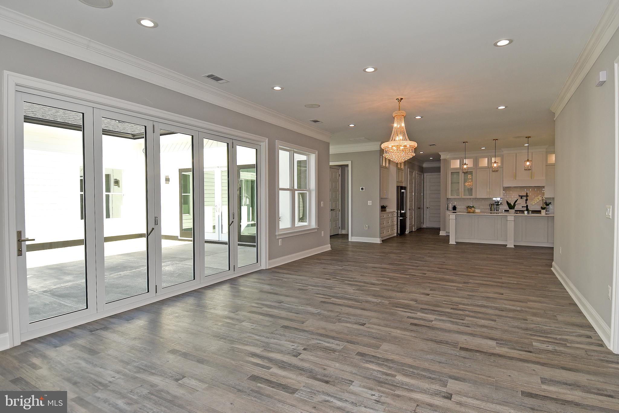 STAFFORD HEIGHTS - Residential