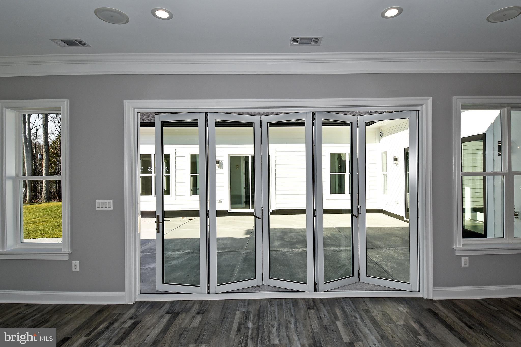 STAFFORD HEIGHTS - Residential