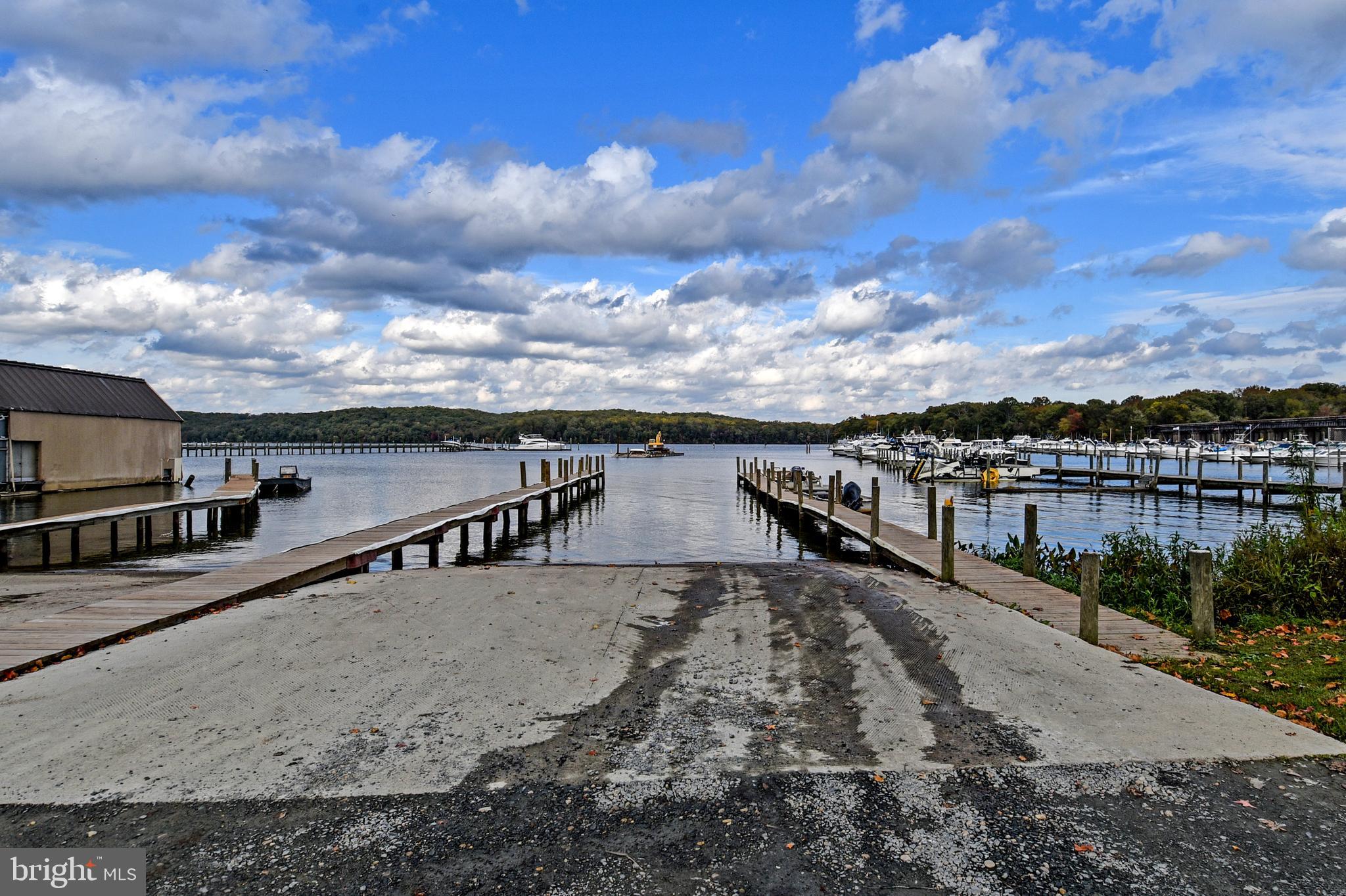 STAFFORD HEIGHTS - Residential