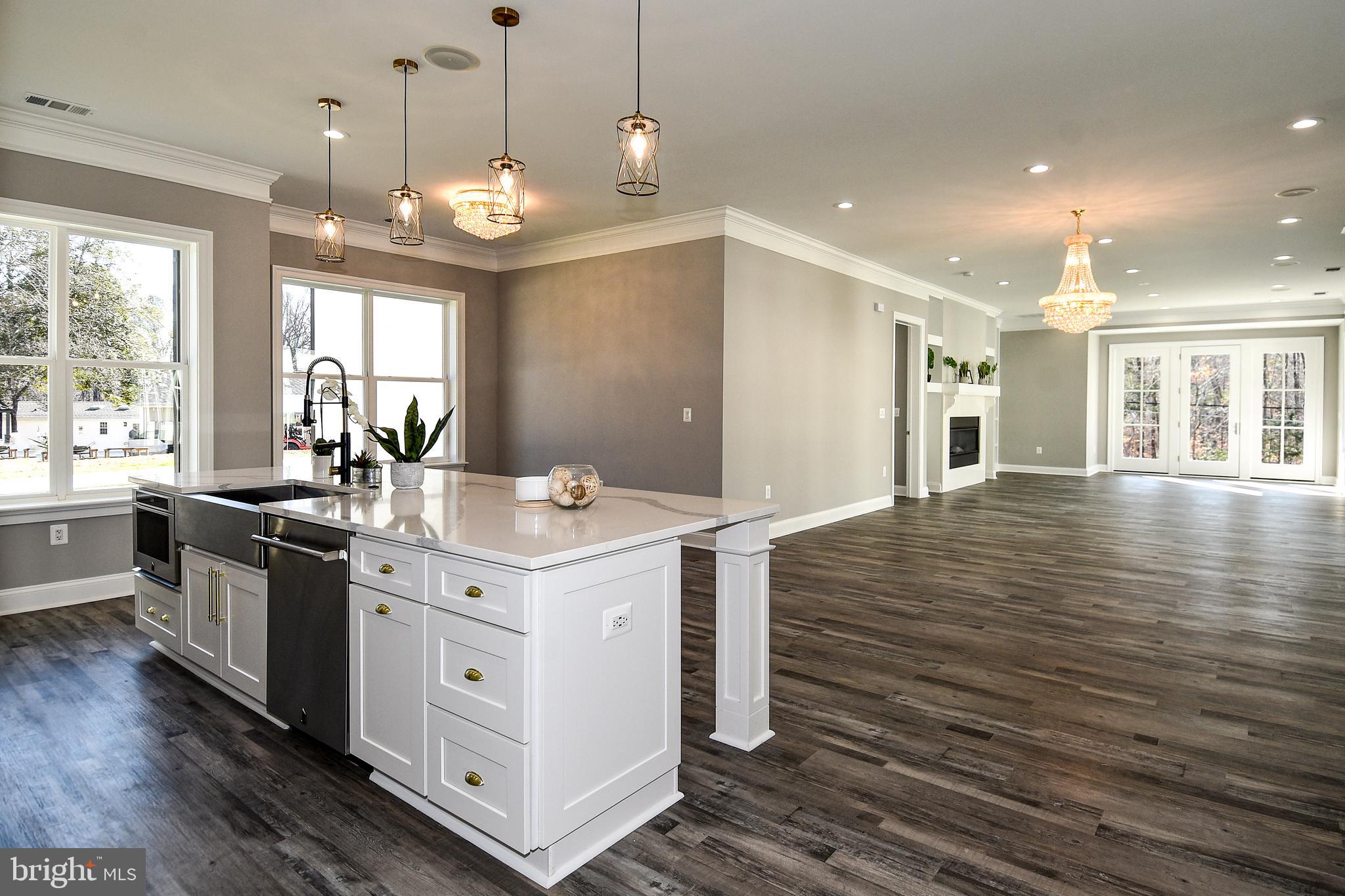 STAFFORD HEIGHTS - Residential