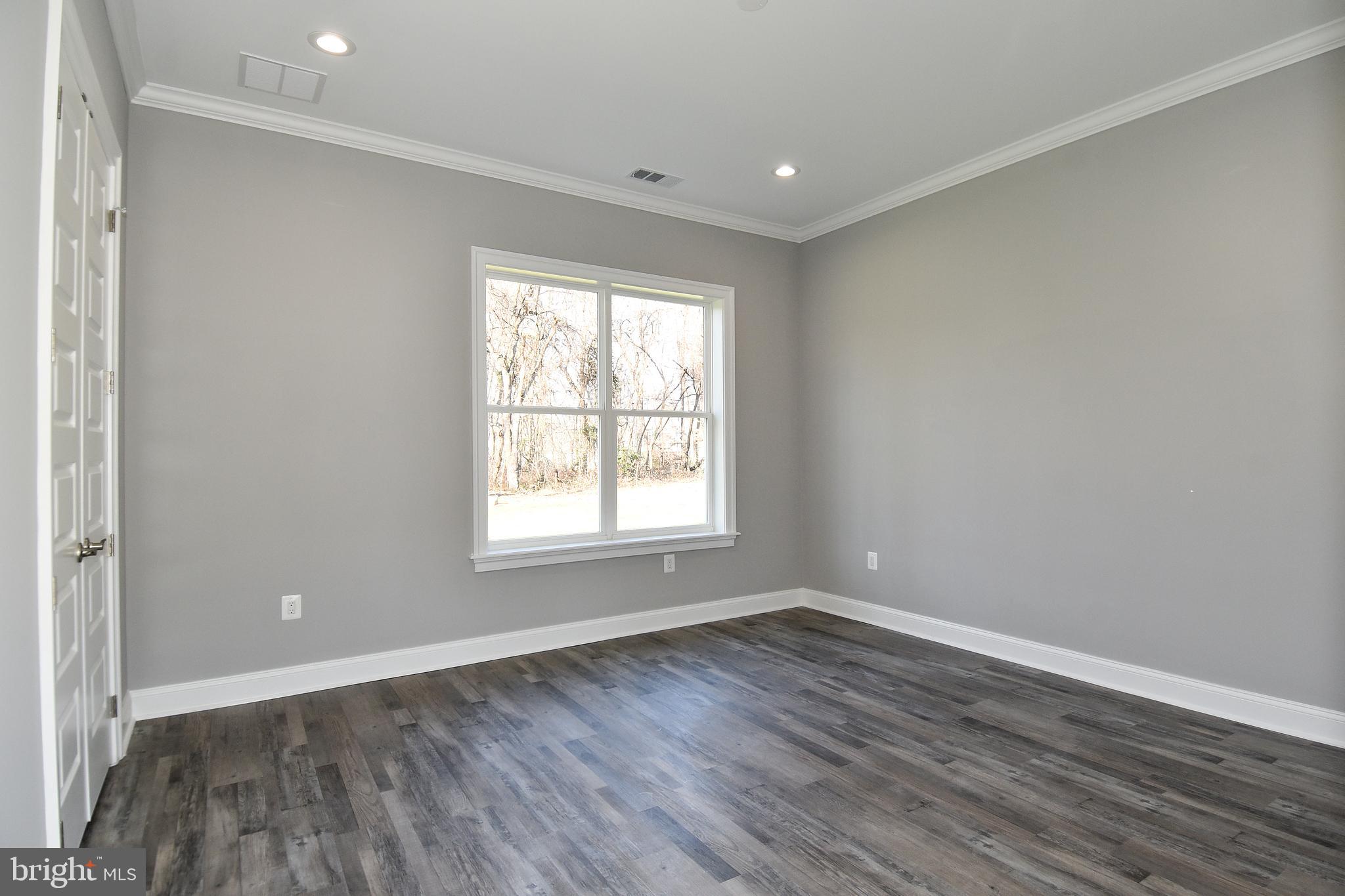 STAFFORD HEIGHTS - Residential