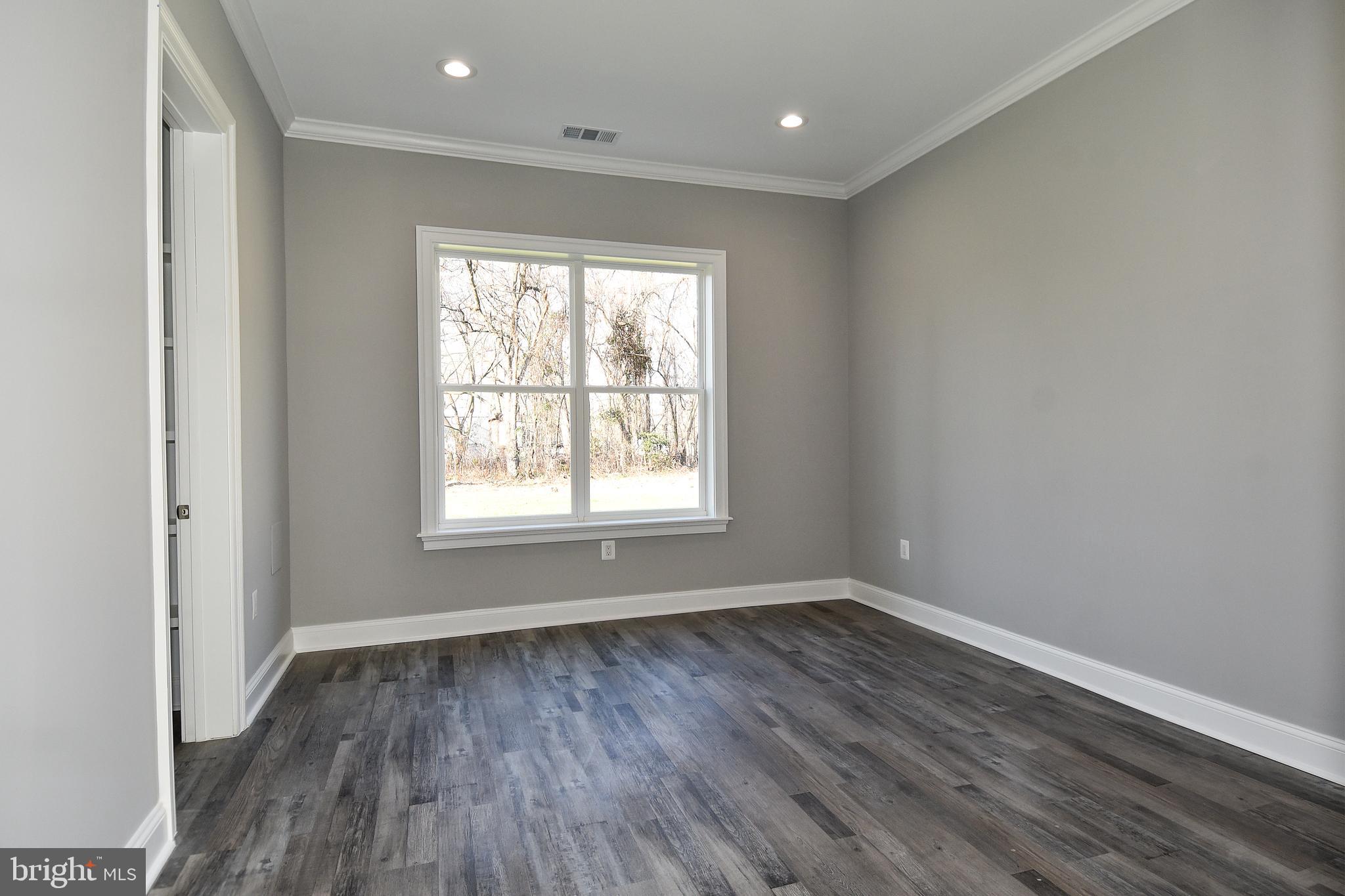 STAFFORD HEIGHTS - Residential