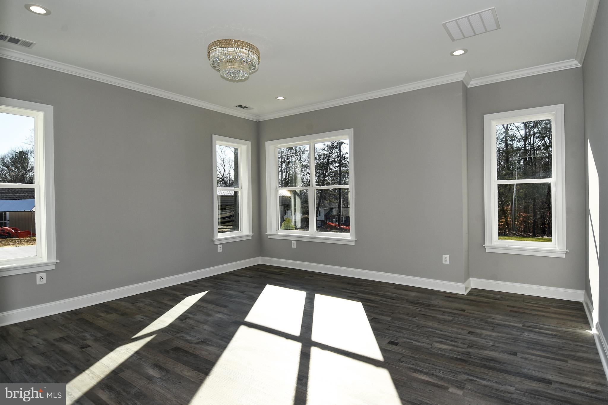 STAFFORD HEIGHTS - Residential