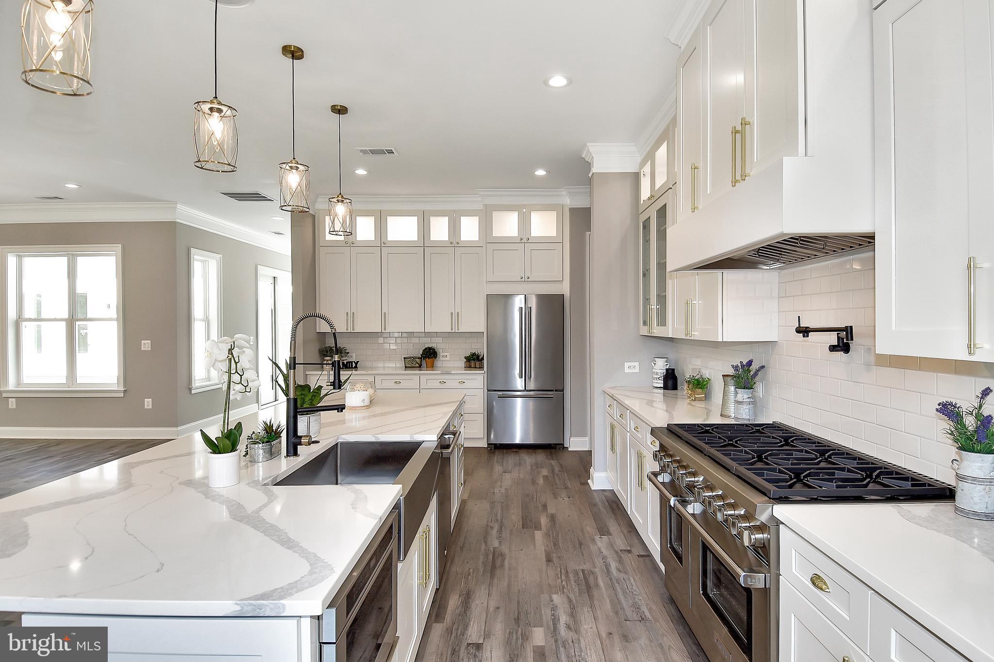 STAFFORD HEIGHTS - Residential