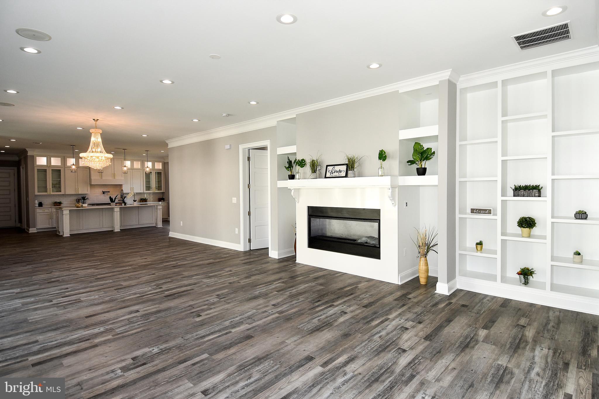 STAFFORD HEIGHTS - Residential