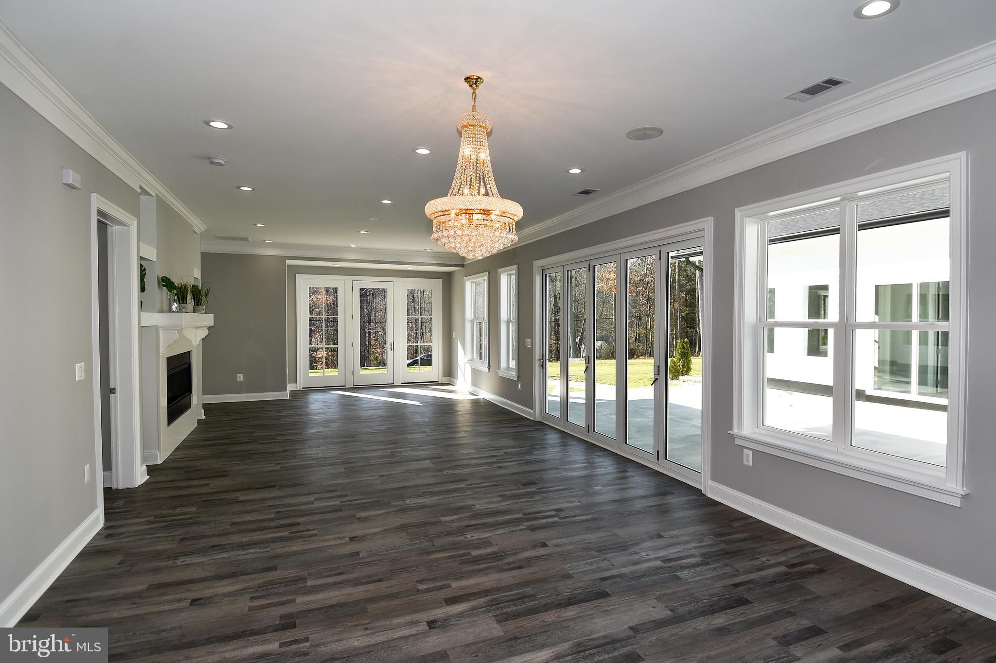 STAFFORD HEIGHTS - Residential