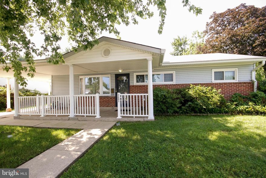 WELL MAINTAINED 3 BEDROOM 2 BATH RANCHER W/25x12 SUN ROOM, OVER 1,700 SQ FT OF LIVING SPACE. 23x12 COVERED FRONT PORCH AND  2 CAR ATTACHED CARPORT. FULLY FENCED IN YARD. SELLER WILL CONTRIBUTE TOWARDS CARPET ALLOWANCE. 1 YR HOME WARRANTY INCLUDED.