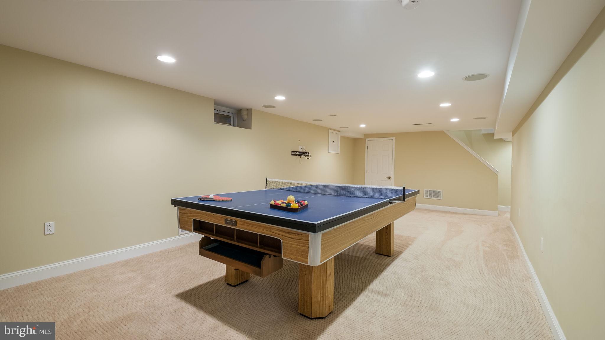 SANDY RIDGE ACRES - Residential