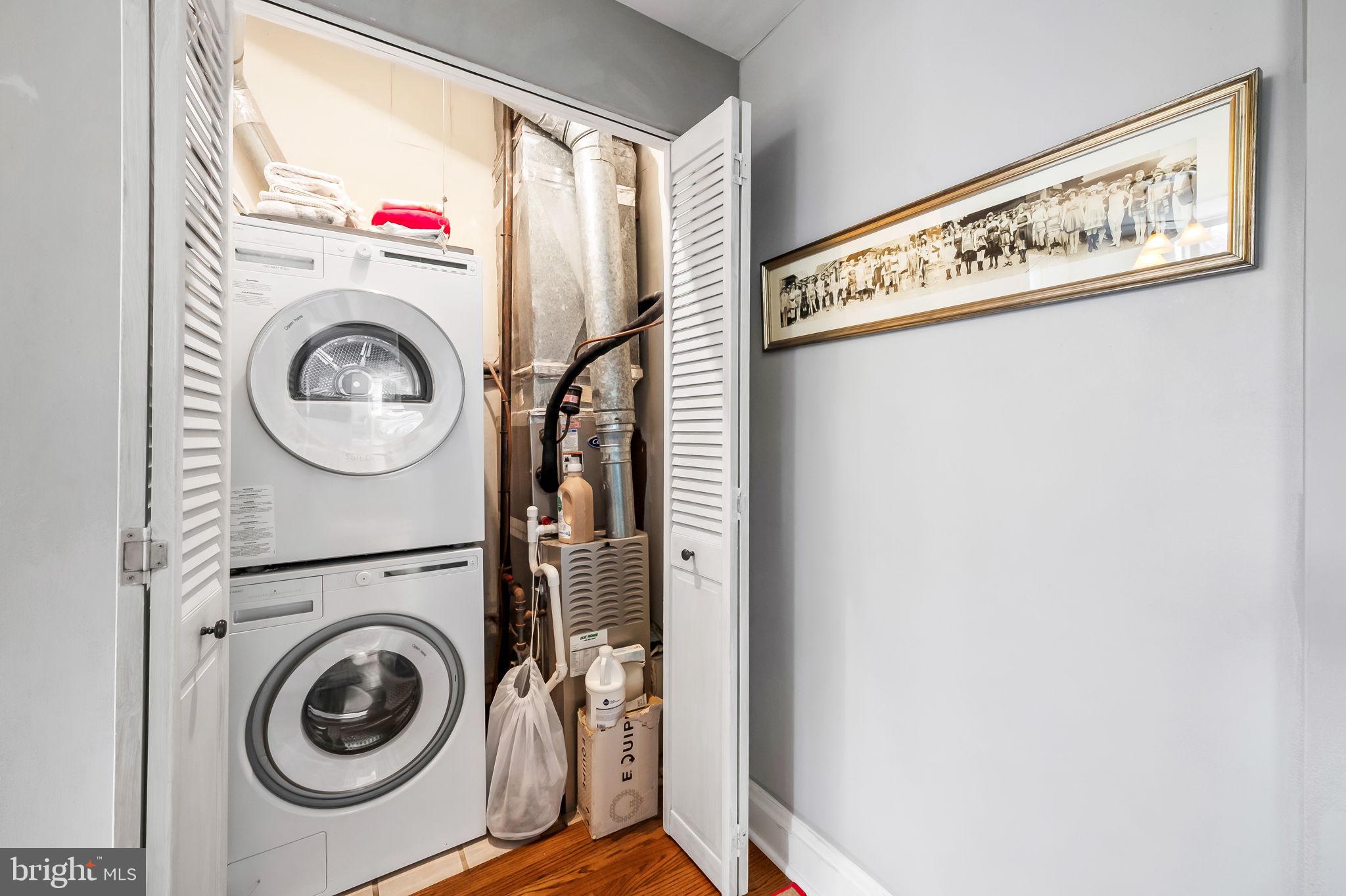 ROLAND PARK - Residential