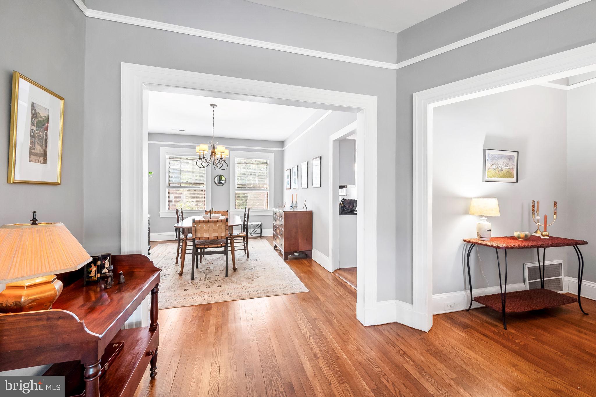 ROLAND PARK - Residential