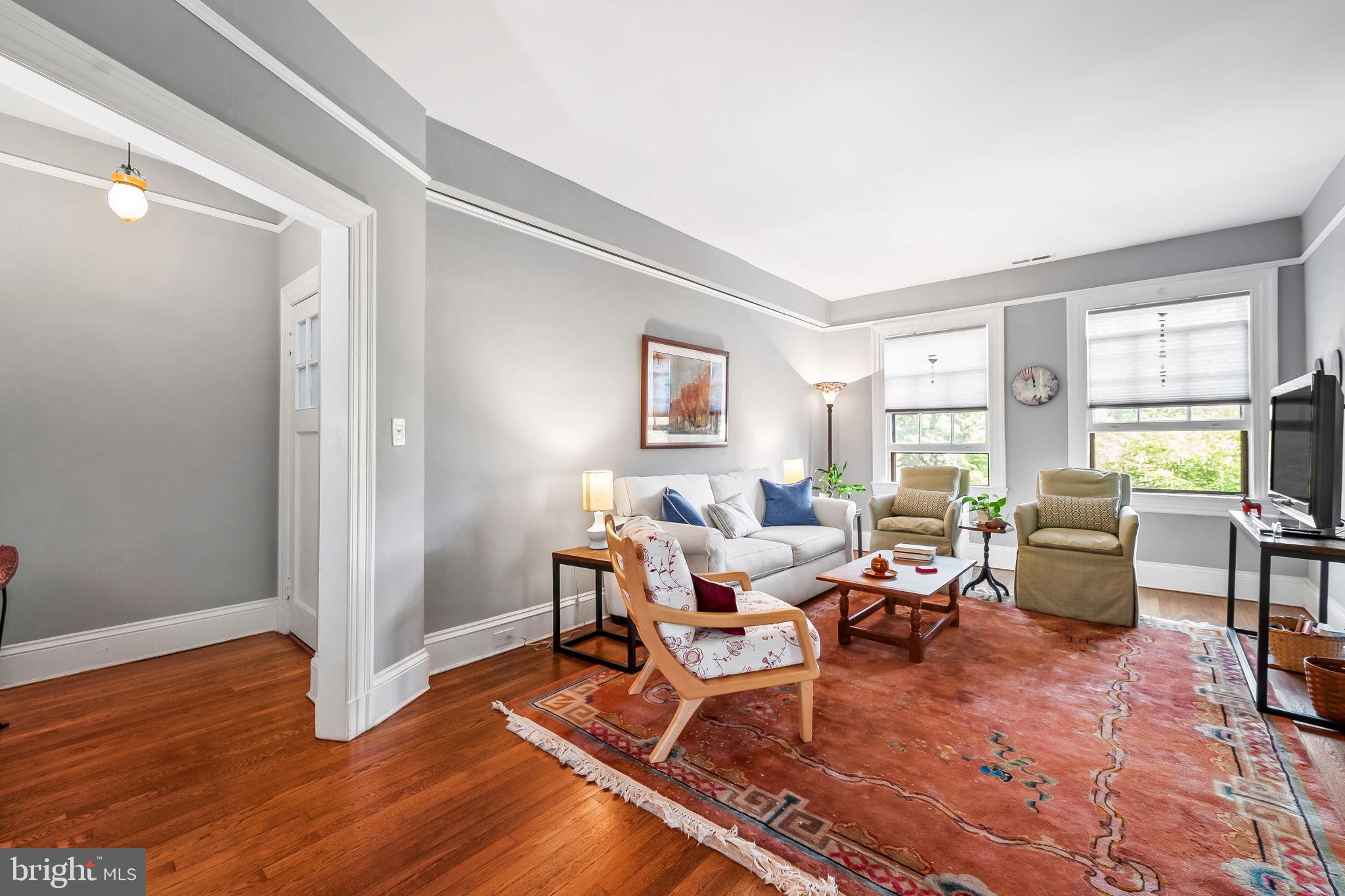 ROLAND PARK - Residential