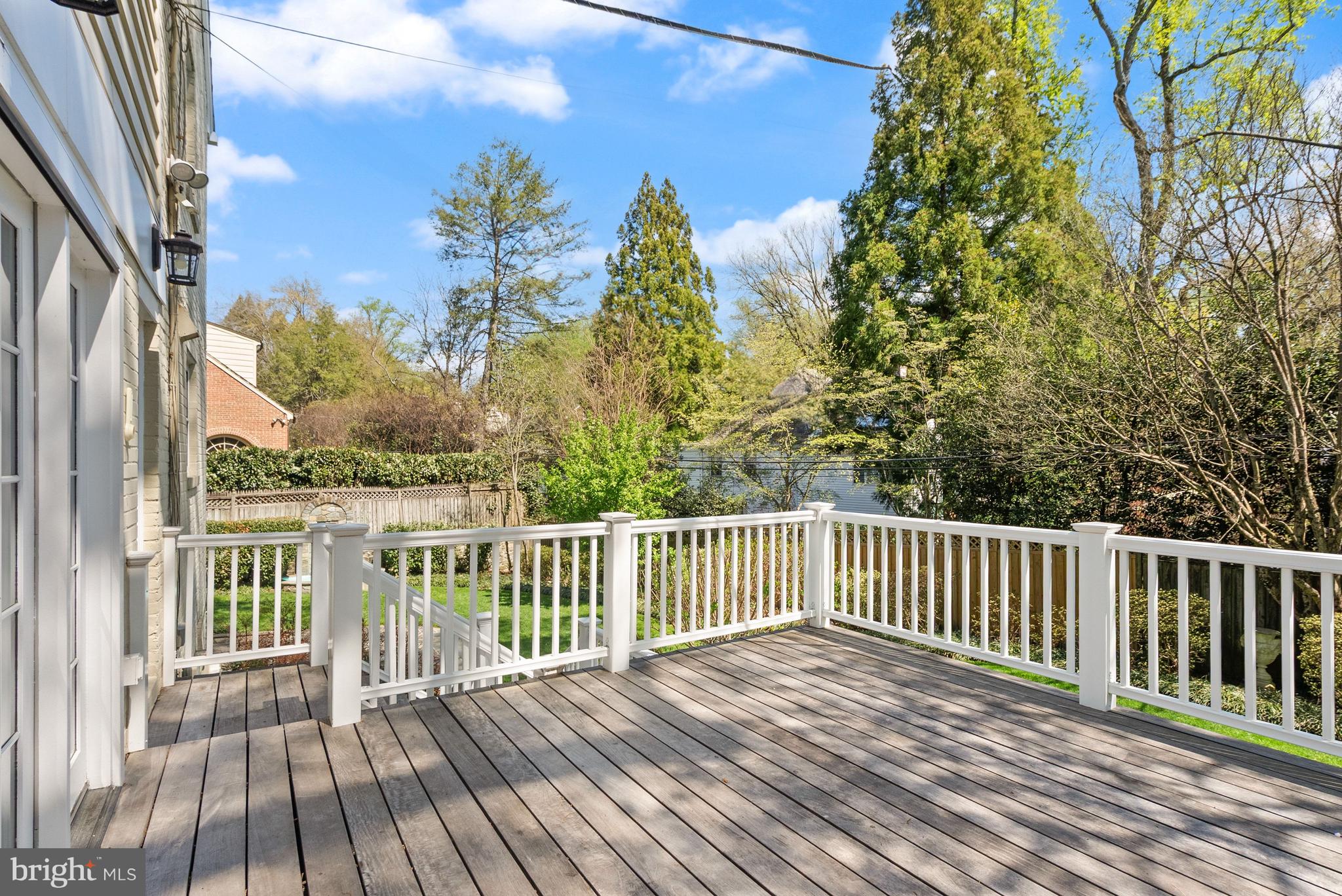 SPRING VALLEY - Residential