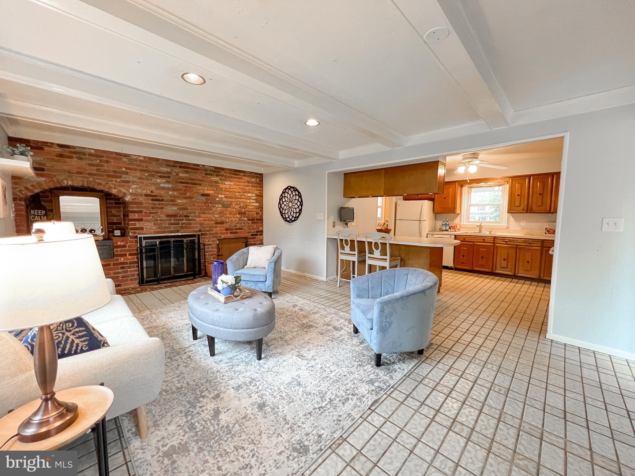 LAYHILL VILLAGE - Residential