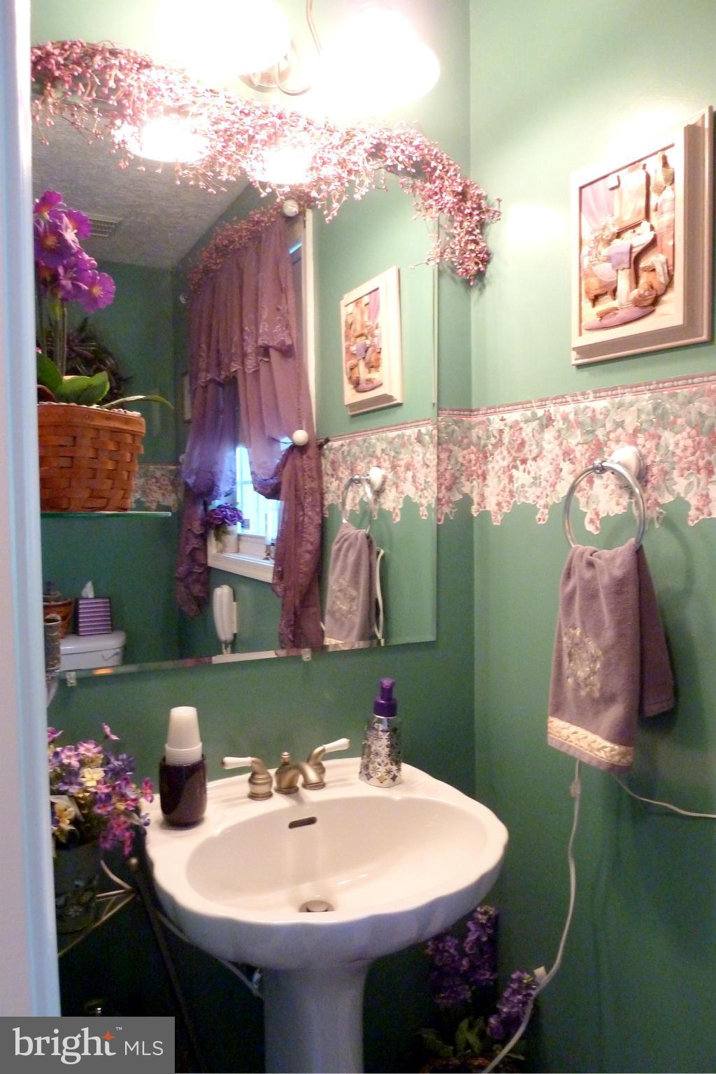 SHADYSIDE - Residential