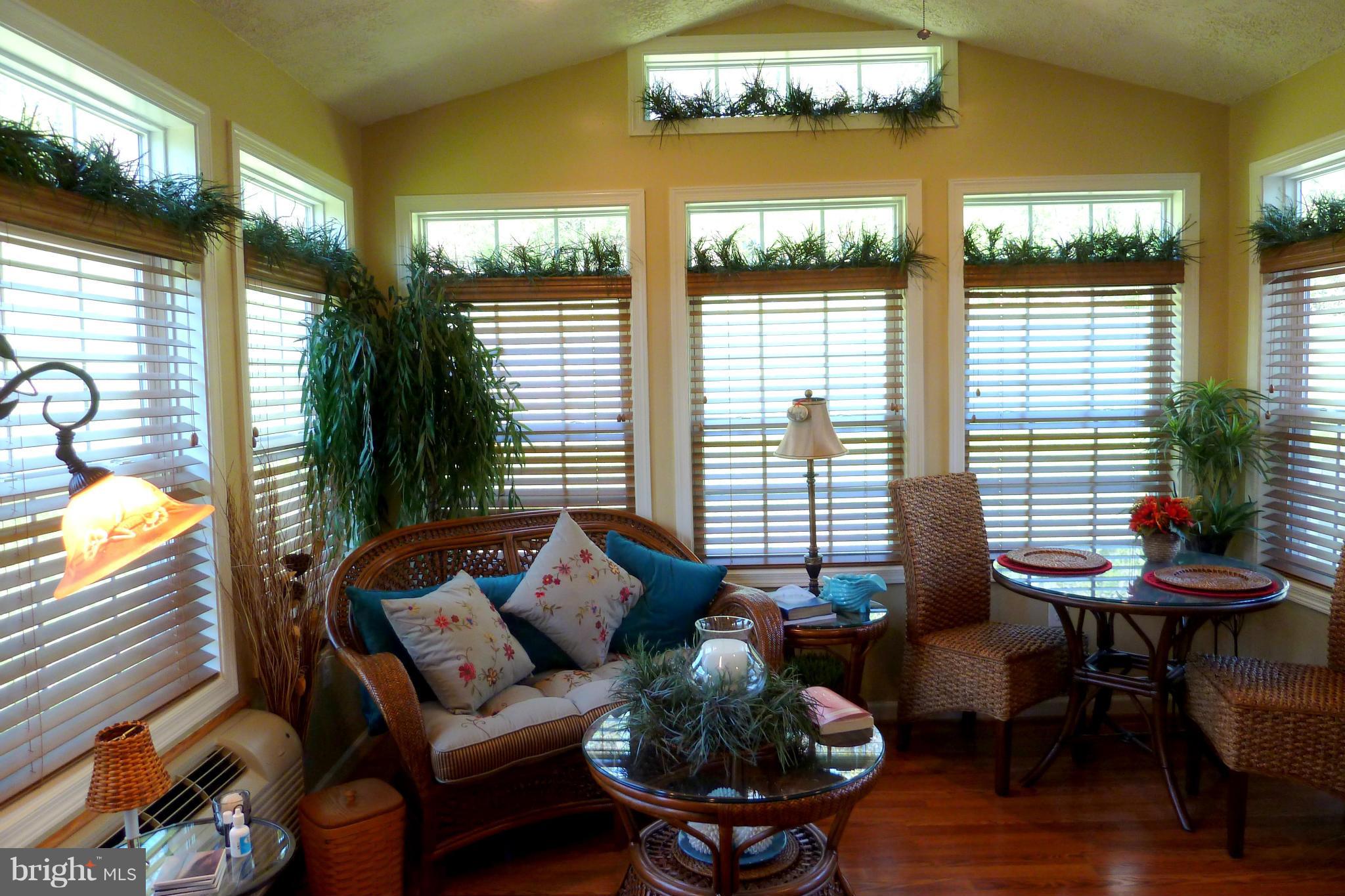 SHADYSIDE - Residential