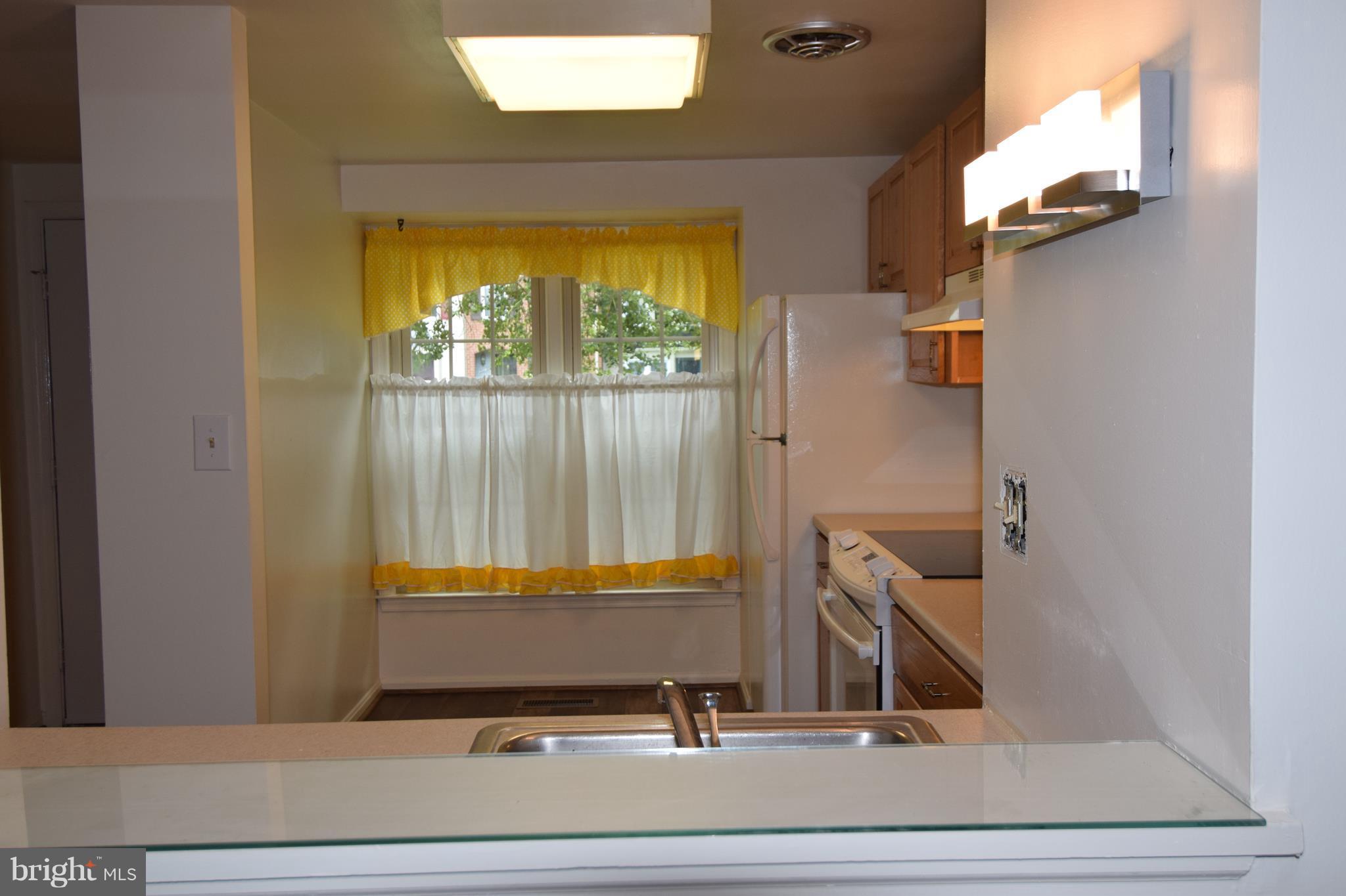 ESSEX PLACE - Residential