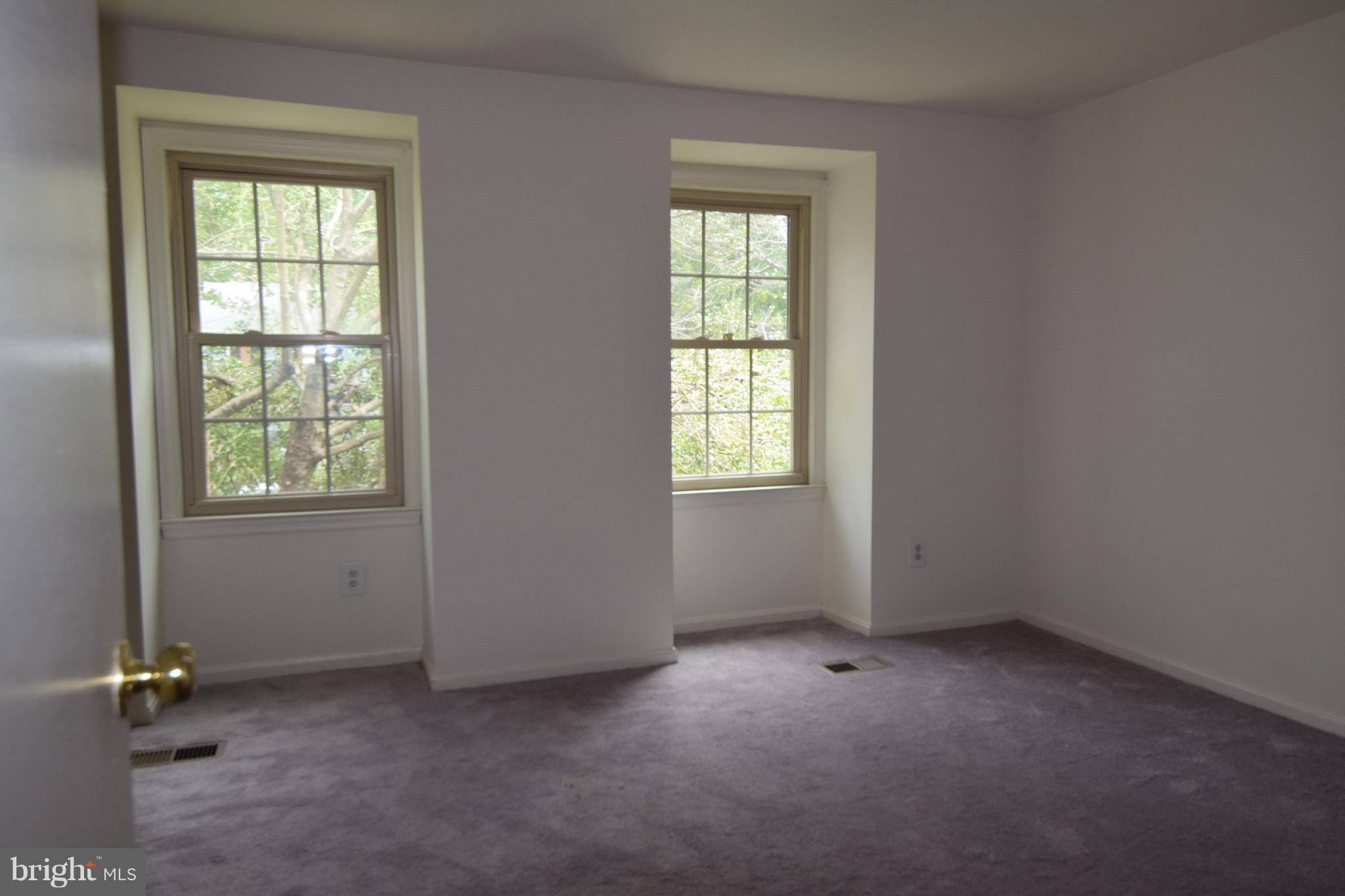 ESSEX PLACE - Residential