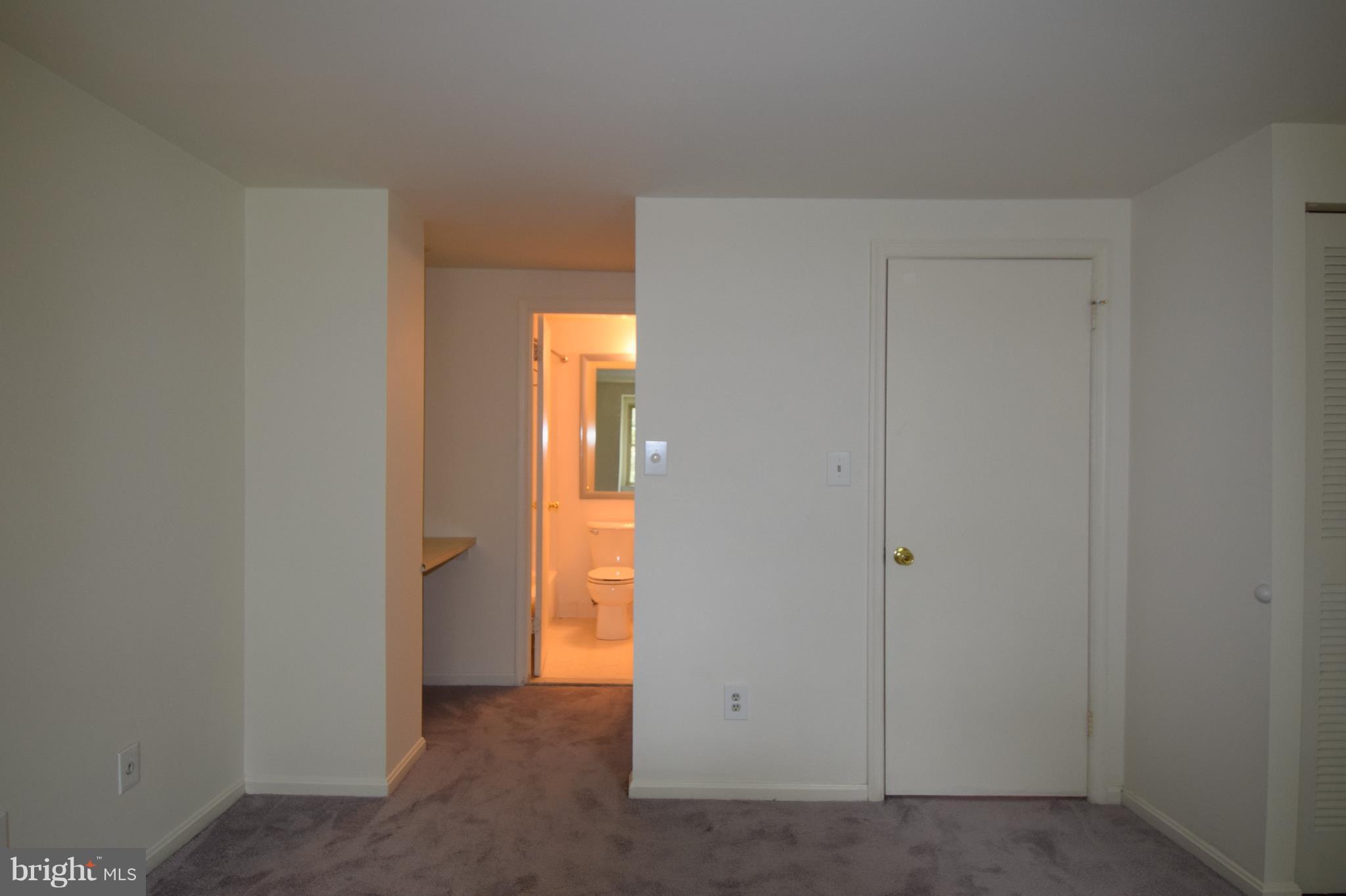 ESSEX PLACE - Residential