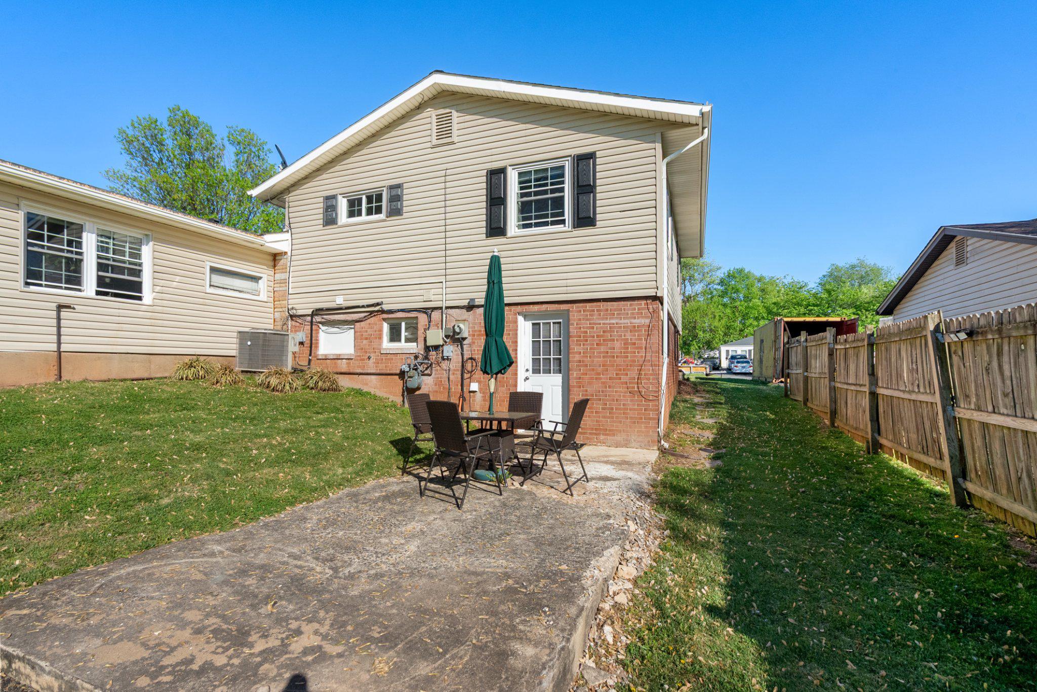 STERLING  PARK - Residential