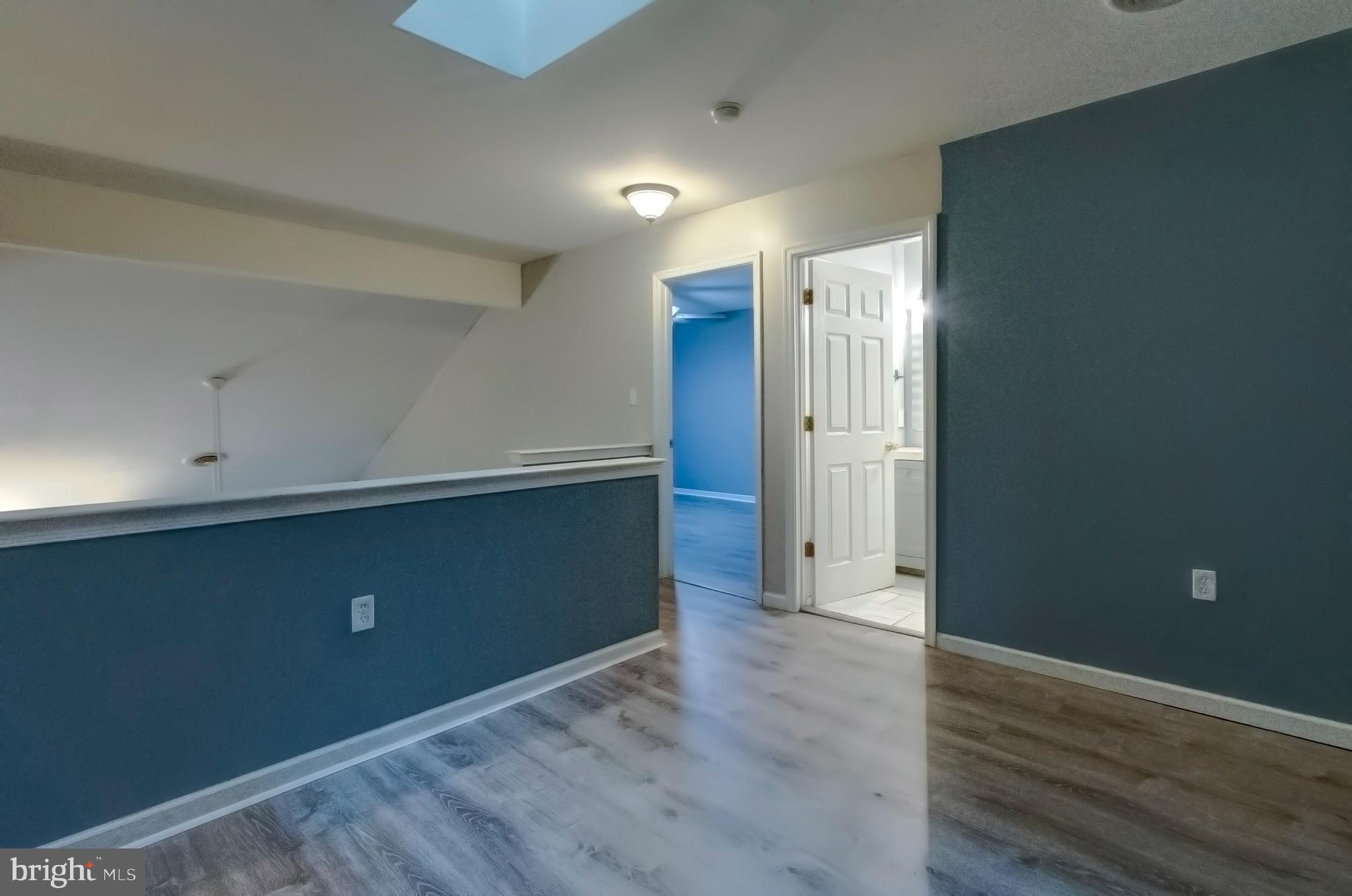 COURTYARDS - Residential