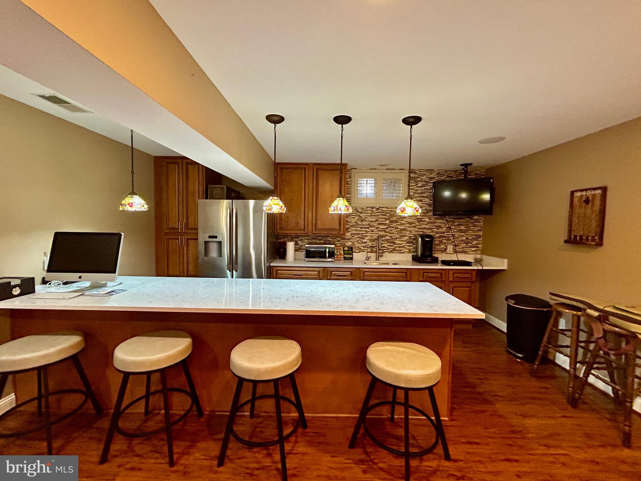 SUMMIT VIEW ESTATES - Residential