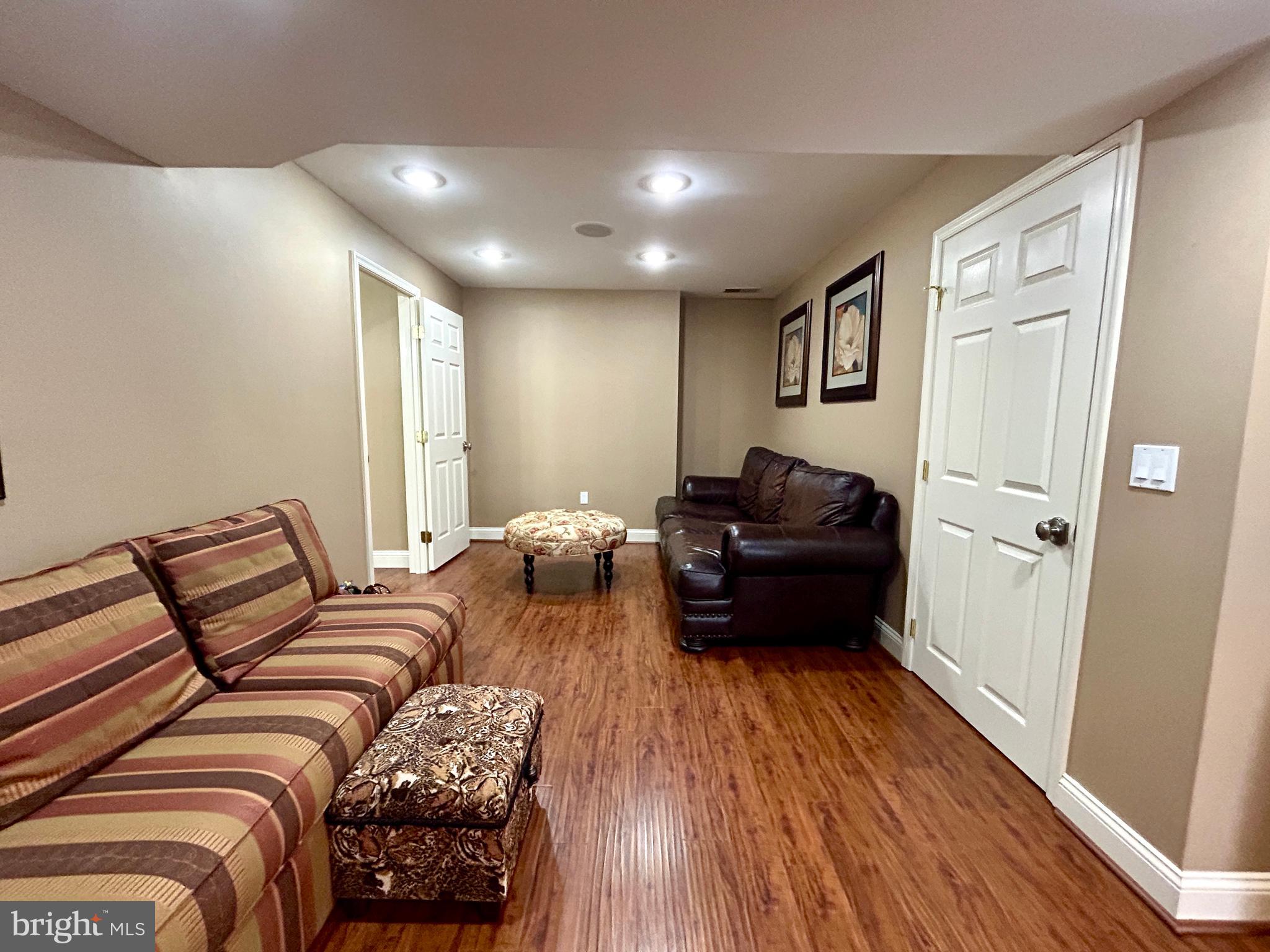 SUMMIT VIEW ESTATES - Residential