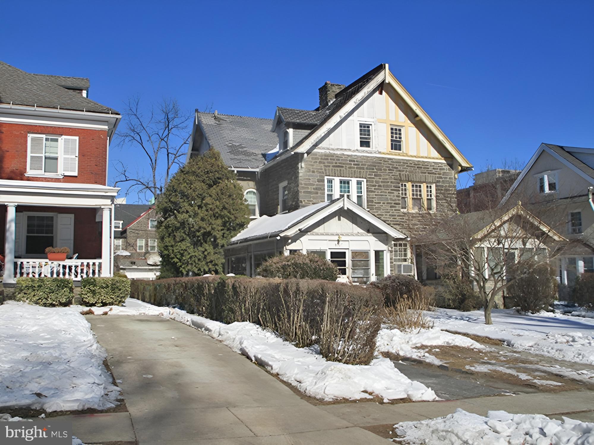 OVERBROOK - Residential