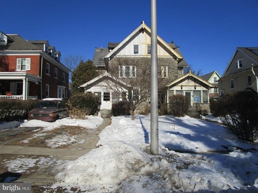 Photo of 6307 Sherwood Road, PHILADELPHIA, PA 19151 (MLS # PAPH2583816)