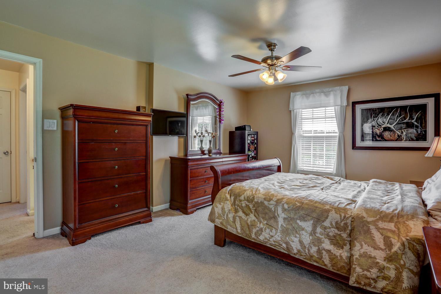 HIBERNIA RIDGE - Residential