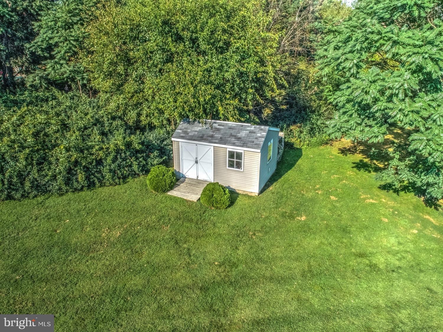 HIBERNIA RIDGE - Residential